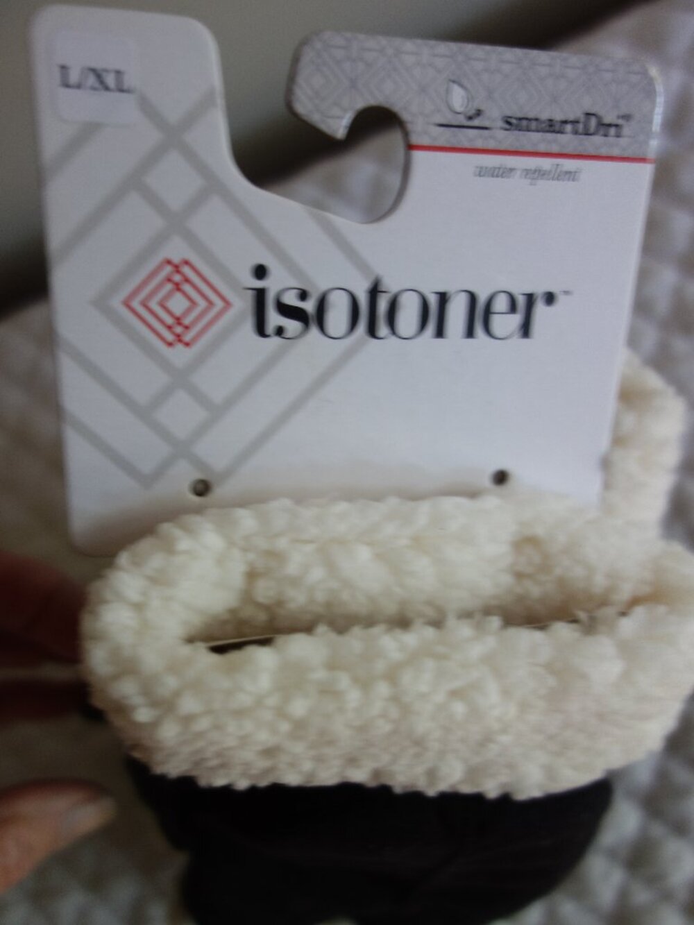 NWT $50 Two Pairs (Black/Brown) of Isotoner Gloves – L/XL - Picture 7 of 9